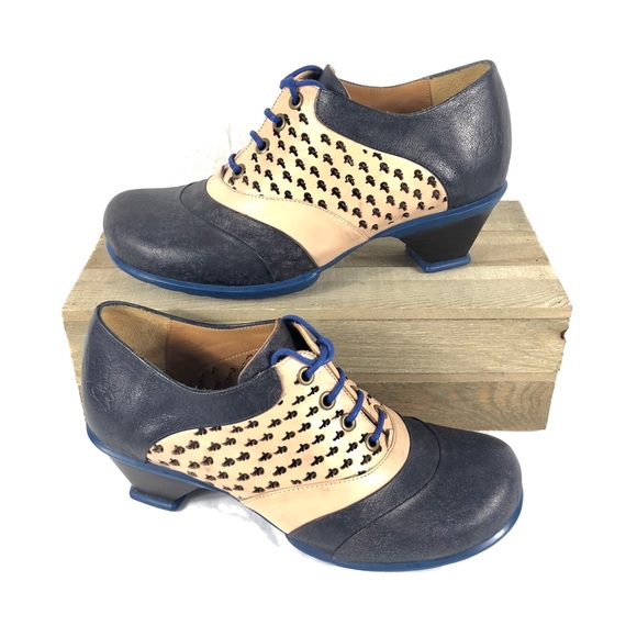 John Fluevog Shoes - John Fluevog Hopes Promise Oxford Heels Size 8.5